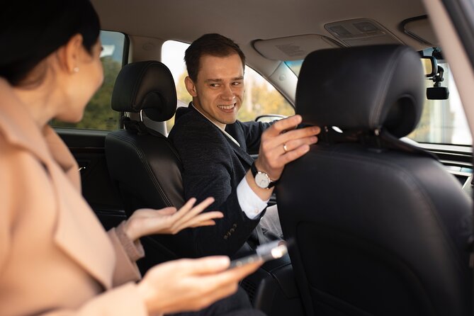 1 to 8 People Private Transfer from Dublin Airport to City Centre - A direct ride from Dublin Airport to your hotel