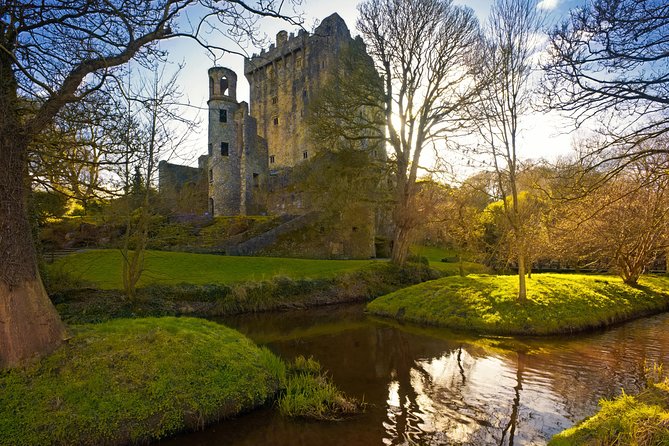 2-Day Southern Ireland Tour from Dublin:Including Blarney and Cliffs of Moher - Cork and the English Market
