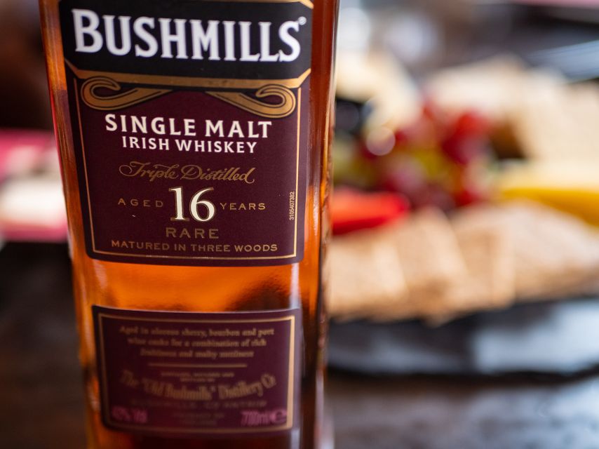 2-Hour Deluxe Whiskey & Food Tasting - Five Irish whiskies with food on the side