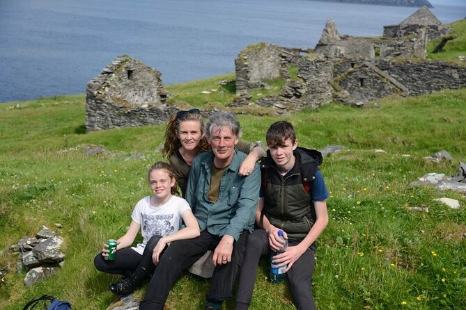 4 Hours Dingle Peninsula Private Tour - Riasc and the edge of the known world