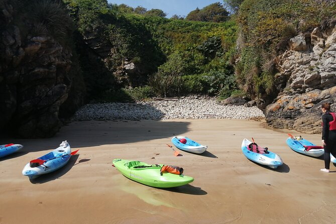 7 Arches Kayak Tour - Entering Portsalon’s sea caves