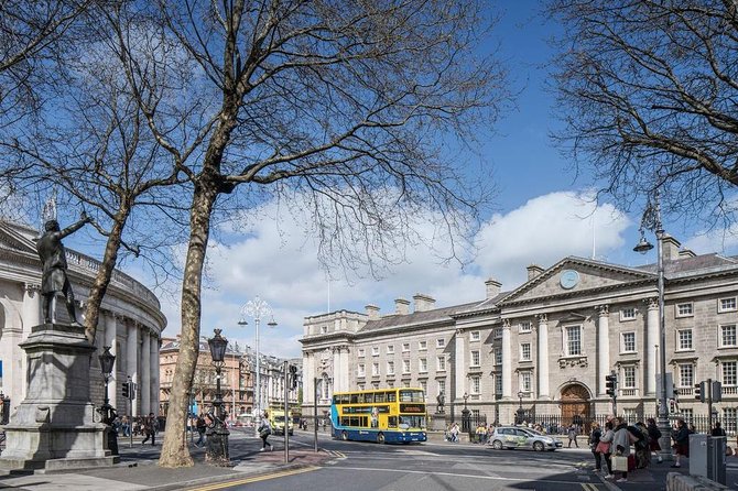 90 Minute Dublin Walking tour and Sightseeing tips - Temple Bar beyond the pub signs