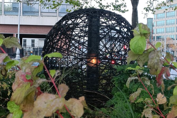 A Self Guided Walking Tour of Dublin's Docklands - The Jeanie Johnston and stories of departure