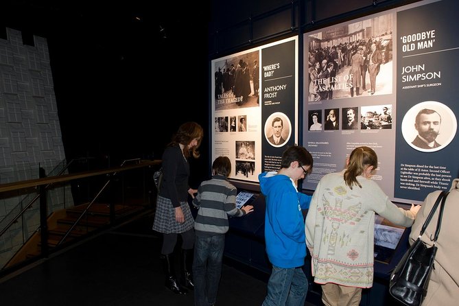 Belfast Day Tour From Dublin: Including Titanic Experience - Belfast in two hours: choose your priority