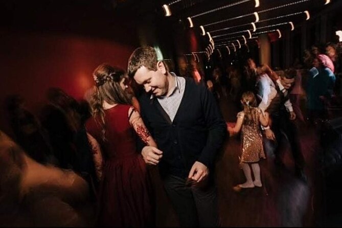 Celtic Dance Party - What happens during the 90-minute session