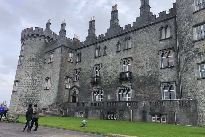 Chauffeur Driven Tour of Beautiful County Wicklow - The coastal finish through Killiney and Dalkey
