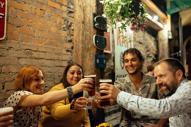Classic Irish Pubs Private Tour of Dublin: Live Music, Beer and Nightlife - Wood Quay: Viking ground beneath a modern stage