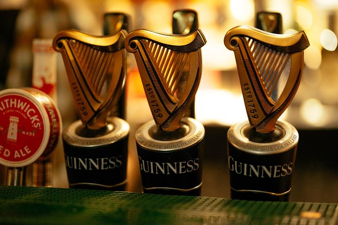Classic Irish Pubs Private Tour of Dublin: Live Music, Beer and Nightlife - Timing, route, and practical planning