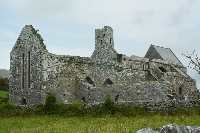 Cliffs of Moher and Burren Private Day Tour - Lunch and local time in Doolin
