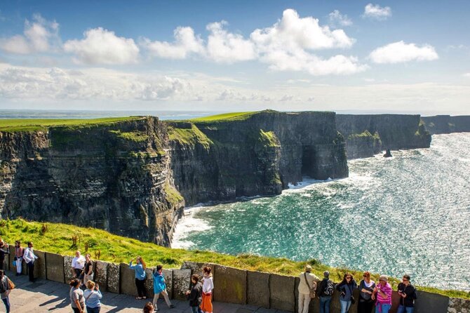 Cliffs of Moher, Burren and Bunratty with Private Chauffeur Tour - Cliffs of Moher and the Atlantic edge