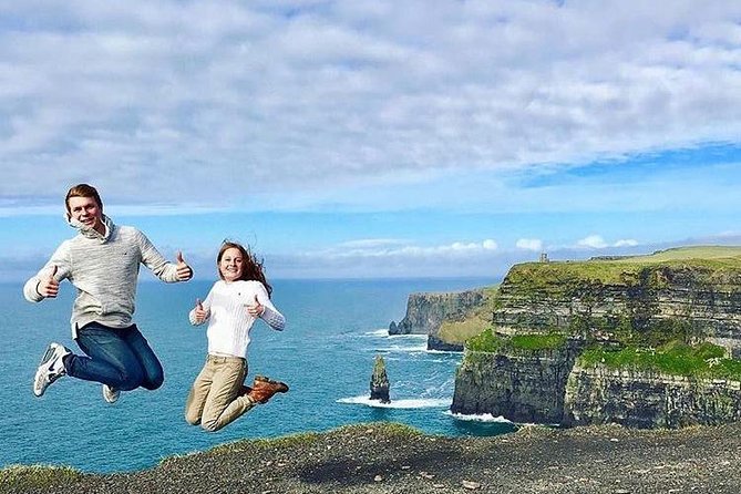 Cliffs of Moher Day Tour from Dublin: Including The Wild Atlantic Way - Kinvara and Dunguaire Castle by Galway Bay