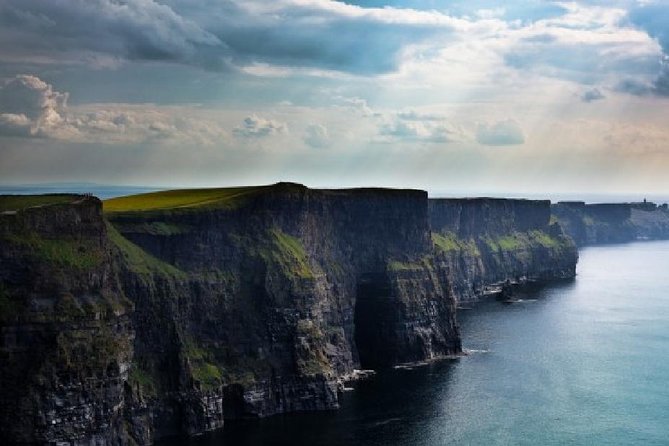 Cliffs of Moher Day Tour from Limerick: Wild Atlantic Way - Timing, seating, and the cruise-ship warning