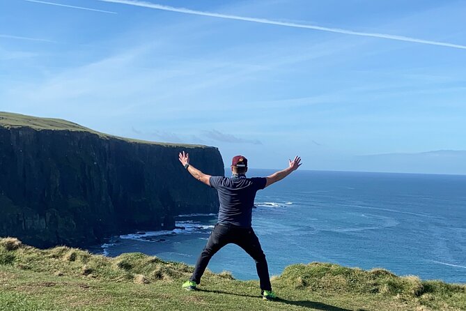 Cliffs of Moher Hiking Tour from Galway - Small Group - Beginning the hike in Doolin
