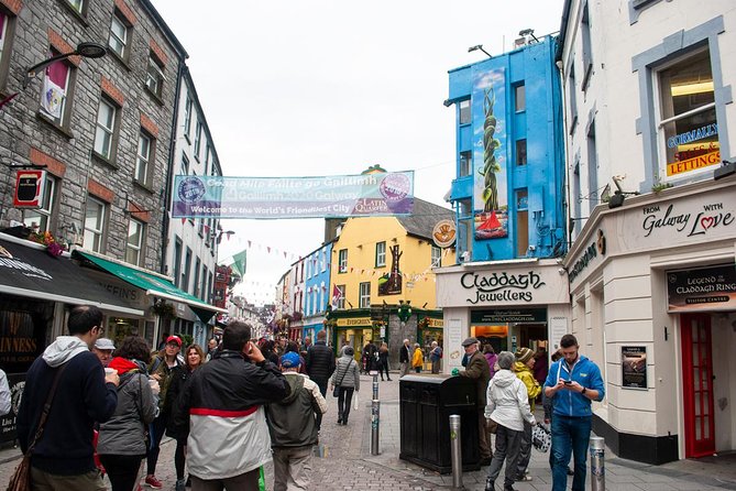 Cliffs Of Moher Tour In Spanish - A short afternoon in Galway