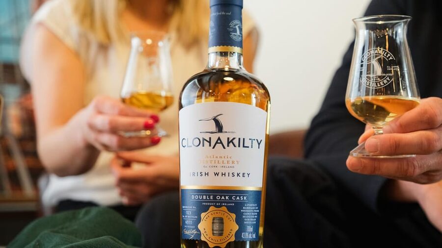 Clonakilty Distillery: Tour & Classic Whiskey Tasting - Practical timing and tour details