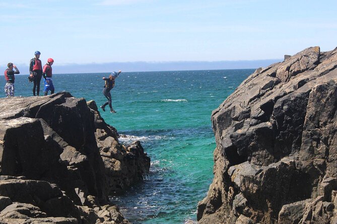 Coasteering on Irelands Wild Atlantic Way - Who should book this experience