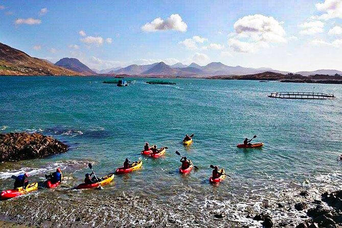 Connemara Coastal kayaking - The wetsuit, briefing, and first strokes