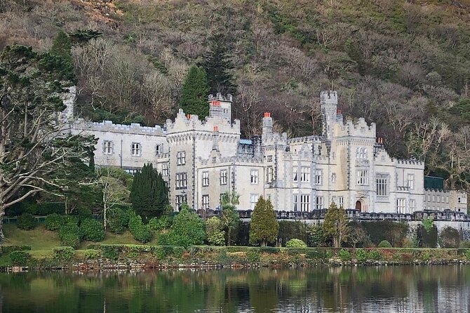 Connemara, Kylemore Abbey and Wild Atlantic Way tour from Galway - Choose between Diamond Hill and Kylemore Abbey