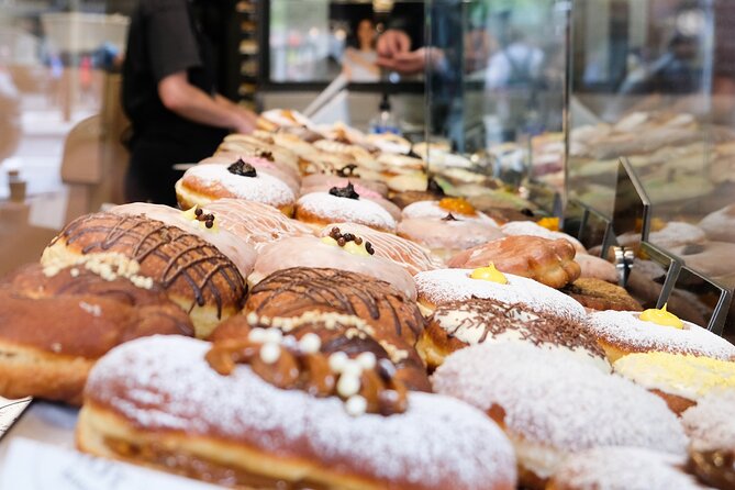 Deliciously Dublin: The Artisan Donut Walking & History Tour - The Hot Donut brings a warm middle stop