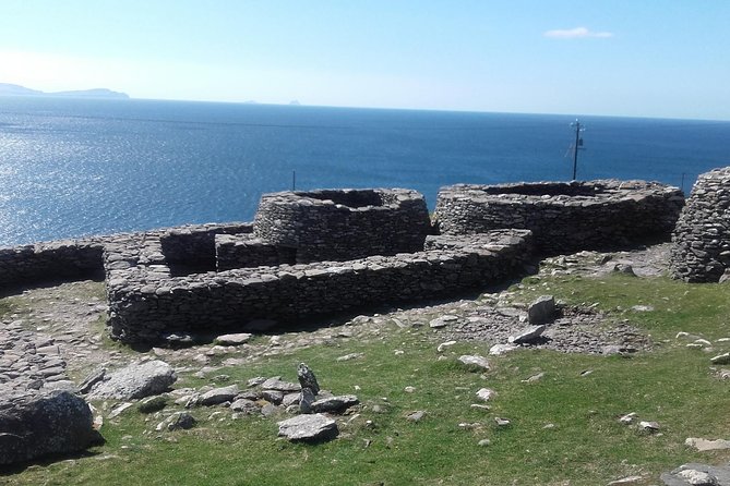 Dingle Peninsula & Slea Head - Private Tour - Dún Beag Fort above the Atlantic