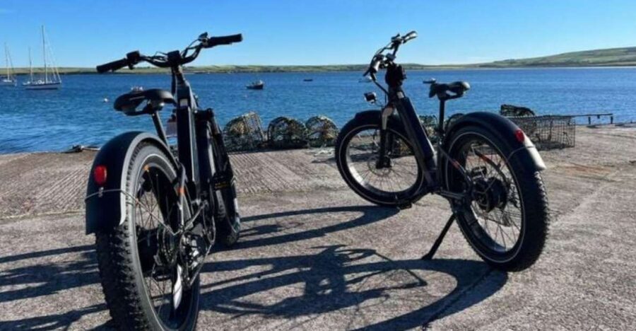 Dingle: Self-Guided eBike Tour - Following the route toward Slea Head
