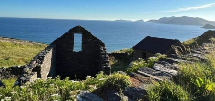 Dingle: Self-Guided eBike Tour - Wildlife, farms, and the Atlantic edge