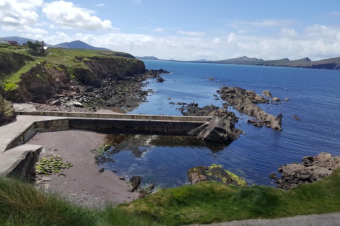 Dingle: Slea Head Drive Tour Full Day - Personal Chauffeur Guide - Lunch in a traditional Irish pub