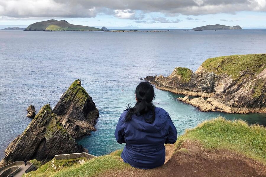 Dingle: Slea Head Photo And Sightseeing Tour - Gallarus Oratory and Kilmalkedar Church