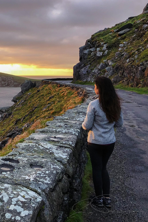Dingle: Slea Head Sunset & Magic Hours Photo Tour - Slea Head and the first Atlantic viewpoints