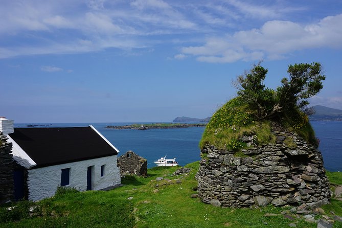 Dingle to Blasket Island Ferry - Slea Head turns the ferry ride into part of the tour