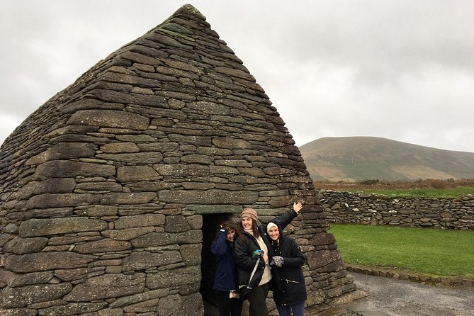 Dingle Town & Peninsula Private Chauffeur Driven Day Tour From Killarney Luxury - Cashel Murphy and a 5,000-year-old settlement