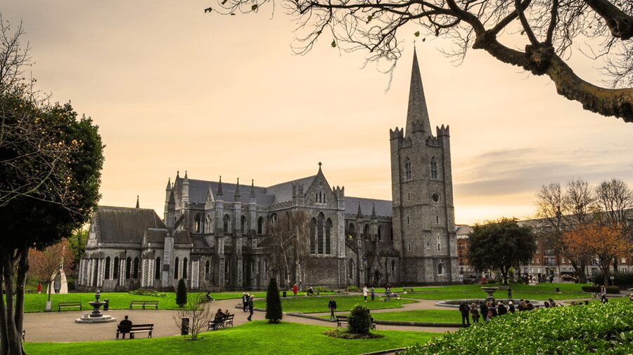 Dublin: 2 Hour City Center Guided Walking Tour - St Patrick’s Cathedral and Dublin’s patron saint