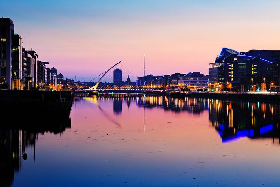 Dublin: Big Bus Panoramic Night Tour with Live Guide - From the GPO to the Docklands