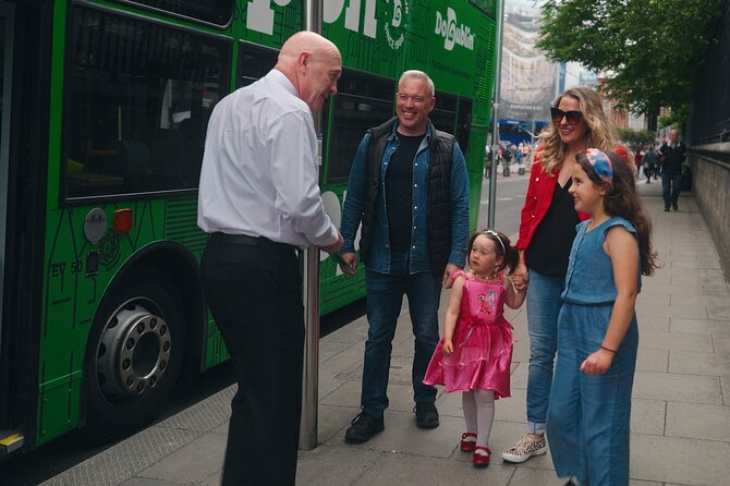 Dublin Cruise Ship Shore Excursion|Hop-on Hop-off & Rail Transfer - The full bus circuit and the best first ride