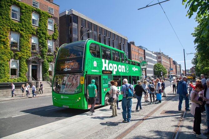 Dublin Cruise Ship Shore Excursion|Hop-on Hop-off & Rail Transfer - Trinity College, Temple Bar, and Dublin Castle