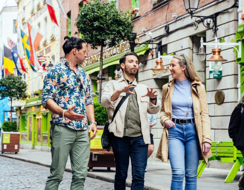 Dublin: Customizable Private Walking Tour with a Local Host - The Guinness Storehouse and a practical warning