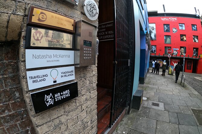 Dublin Express Private Guided Walking Tour - Temple Bar beyond the pub signs