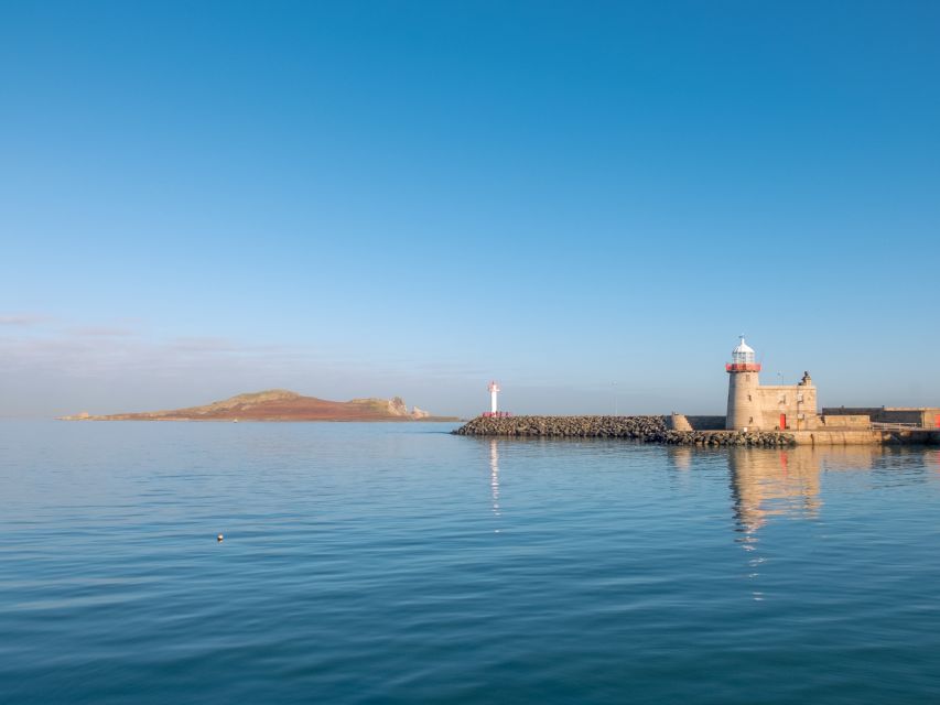 Dublin: Full-Day Howth and Malahide Castle Tour - Howth Summit and the walk to the fishing village