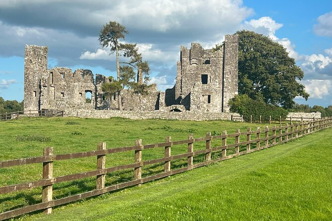 Dublin Full-Day Tour through Boyne Valley - The Hill of Slane and Saint Patrick’s fire