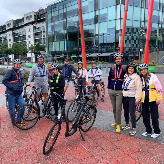 Dublin: Guided Bike & E-Bike Tour - Guides make the difference