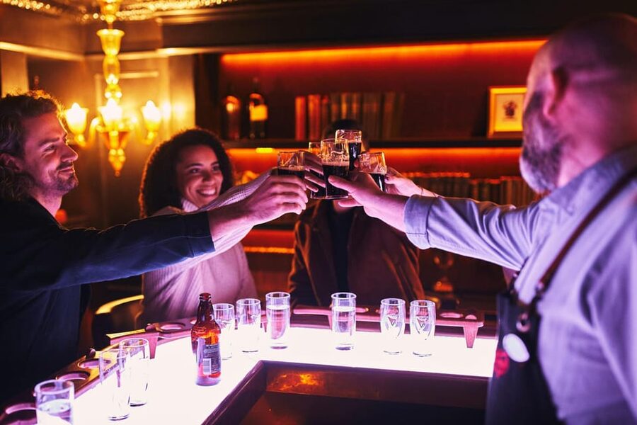 Dublin: Guinness Storehouse Connoisseur Experience - Four Guinness beers, tasted side by side