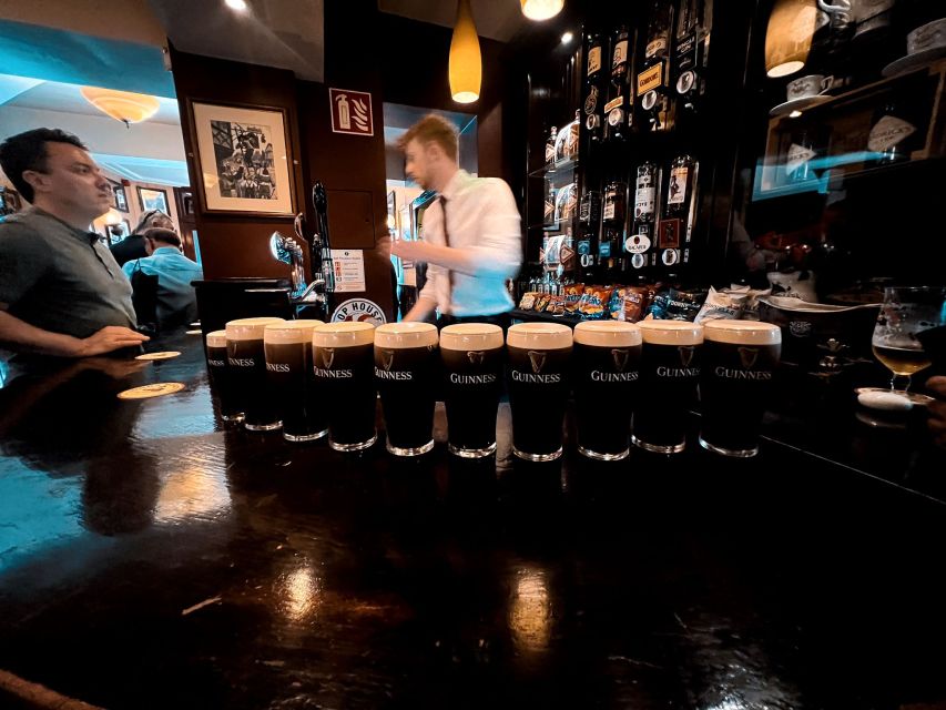 Dublin: Guinness Storehouse & Perfect Pint Tour Experience - Music, stories, and the feel of Dublin pubs
