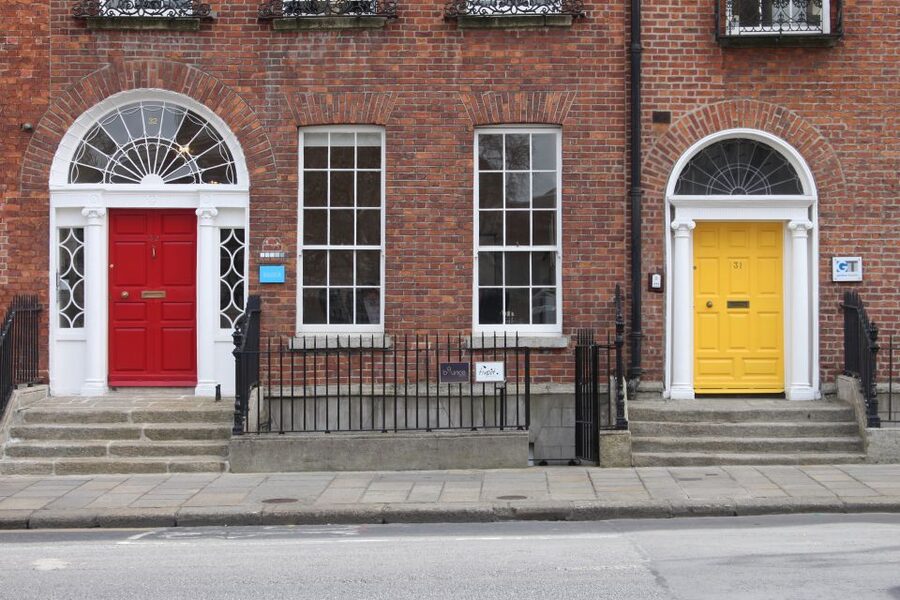 Dublin: Half-Day Private Walking Tour - Medieval streets, literary Dublin, and architectural clues