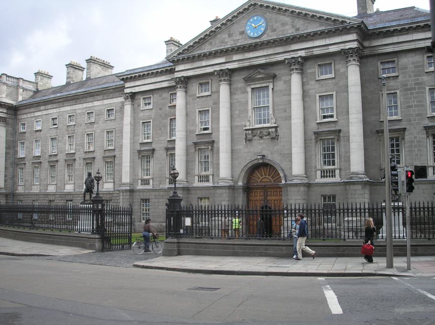 Dublin: Highlights and Hidden Corners Walking Tour - Starting at the Tree of Gold on Dame Street