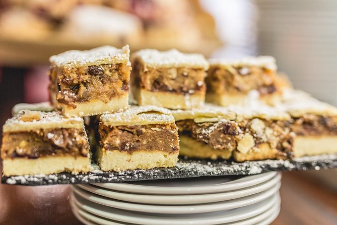 Dublin Historical Centre Private Food Tour with 8 Food Tastings - What this Dublin food tour is really selling