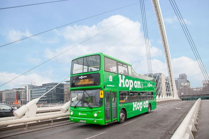 Dublin Hop-on Hop-off Bus Tour - Live Tour auf Deutsch - Why the live German tour is useful in Dublin
