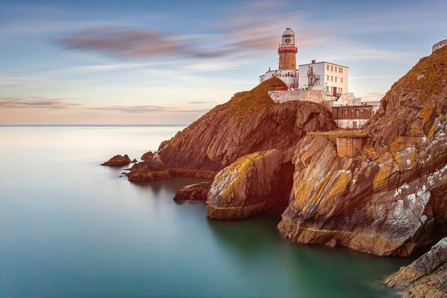 Dublin: Howth Coast and Ireland's Eye Boat Tour - Howth Cliffs and Balscadden Bay from offshore
