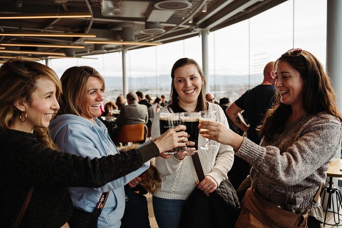 Dublin in a Day: Dublin Castle, Book of Kells, Guinness & Whiskey - Dublin Castle and the limits of the visit