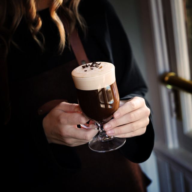 Dublin: Irish Coffee Masterclass at the Irish Whiskey Museum - The four-part balance behind the glass