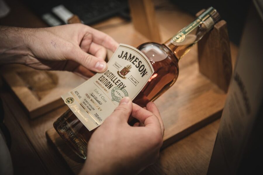 Dublin: Jameson Whiskey Distillery Tour with Tastings - From grain to glass: how Irish whiskey is made